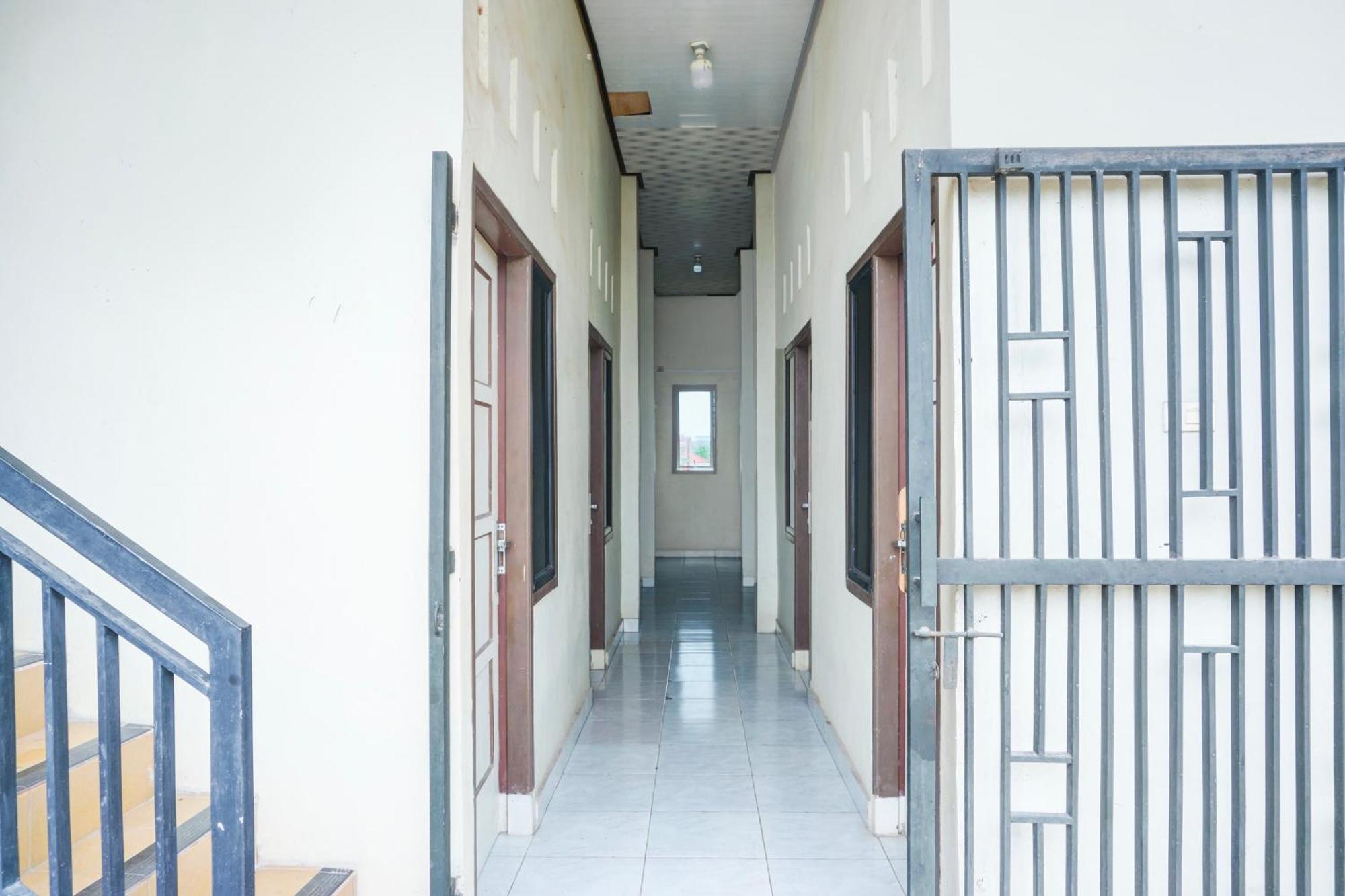 Hotel O Sukarame Near Universitas Islam Negeri Raden Intan Lampun Formerly Hotel Wisma Tri Handayani Μπαντάρ Λαμπούνγκ Εξωτερικό φωτογραφία