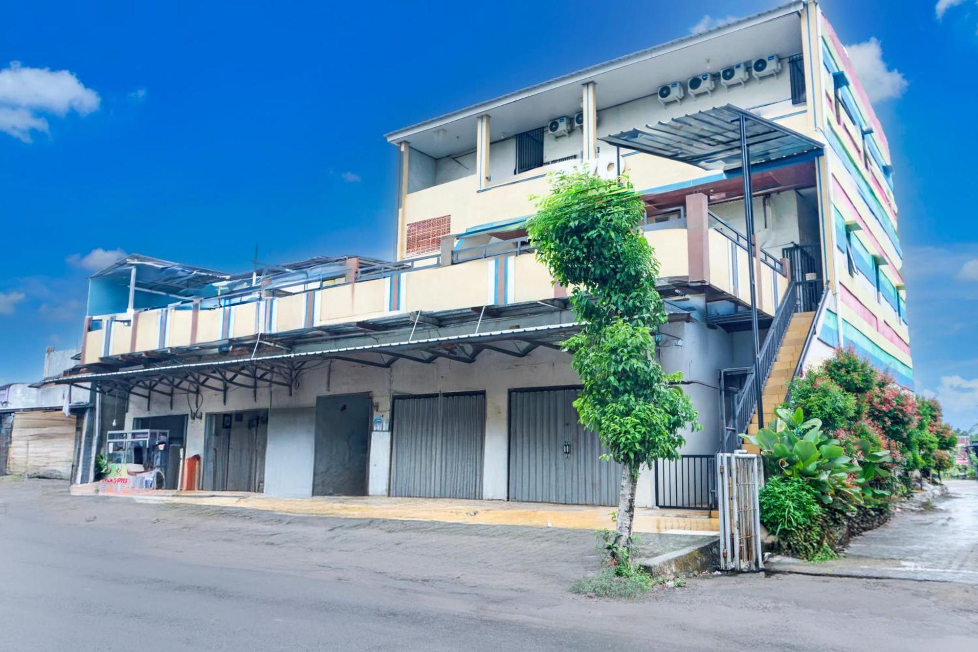 Hotel O Sukarame Near Universitas Islam Negeri Raden Intan Lampun Formerly Hotel Wisma Tri Handayani Μπαντάρ Λαμπούνγκ Εξωτερικό φωτογραφία